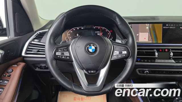 BMW X5 2022 — photo 13