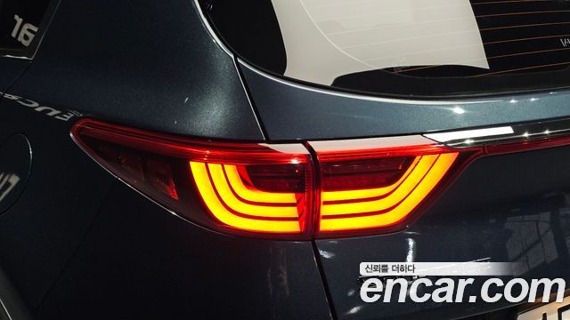 Kia Sportage 2016 — photo 9