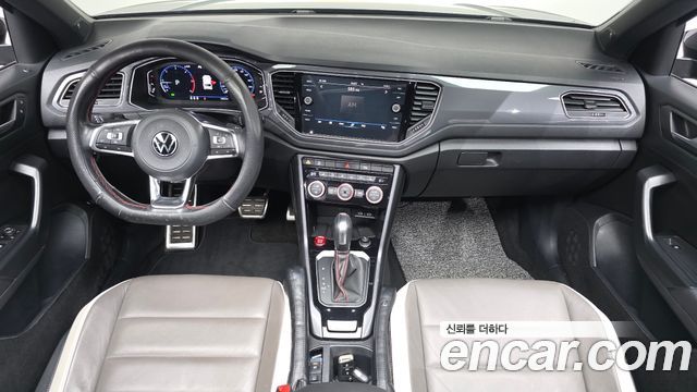 Volkswagen T-Roc 2022 — photo 10