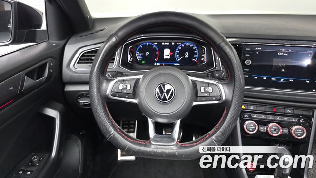 Volkswagen T-Roc 2022 — photo 19