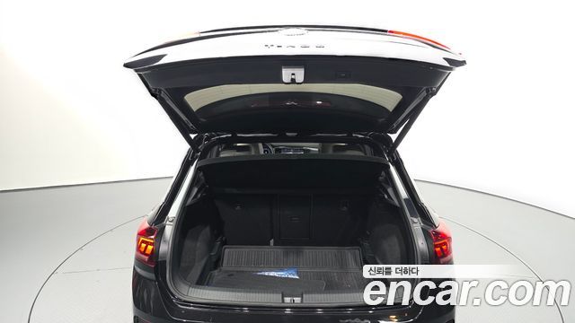Volkswagen T-Roc 2022 — photo 26