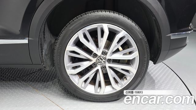 Volkswagen T-Roc 2022 — photo 7