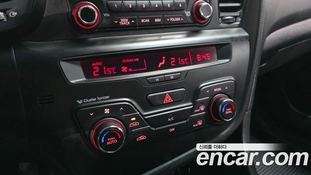Kia K5 2013 — photo 21
