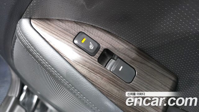 Kia K5 2013 — photo 25