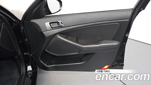 Kia K5 2013 — photo 14