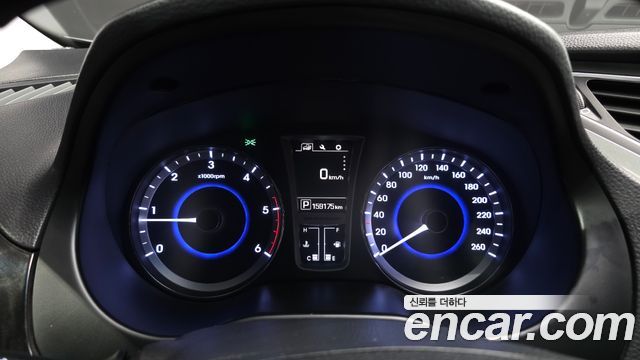 Hyundai Grandeur 2015 — photo 11