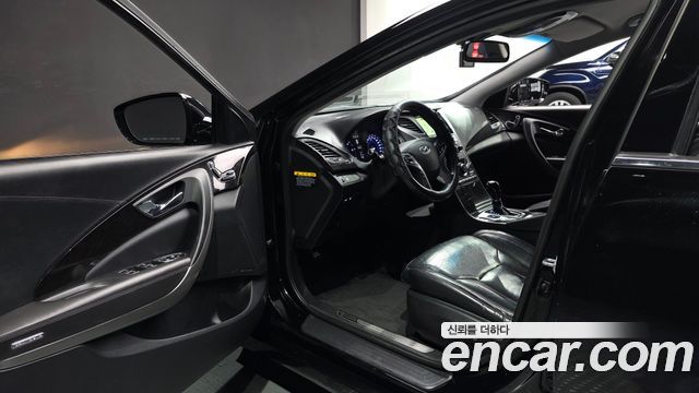 Hyundai Grandeur 2015 — photo 13