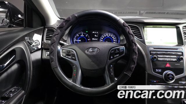 Hyundai Grandeur 2015 — photo 19