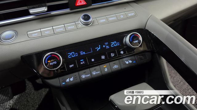 Hyundai AVANTE 2024 — photo 20