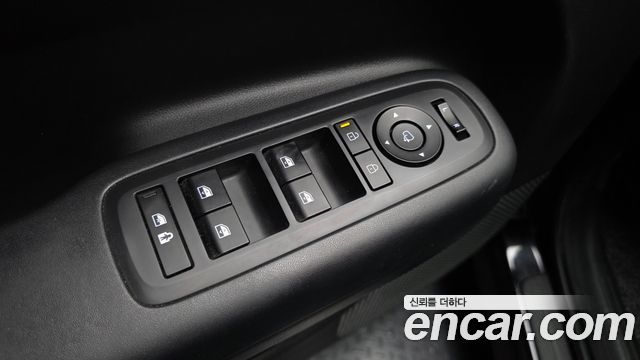 Hyundai Santafe 2024 — photo 28