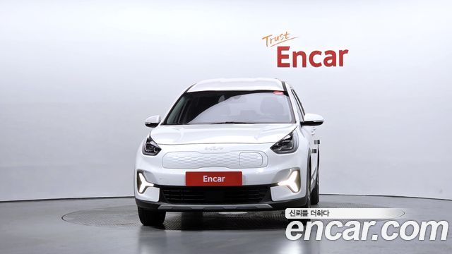 Kia Niro 2023 — photo 3