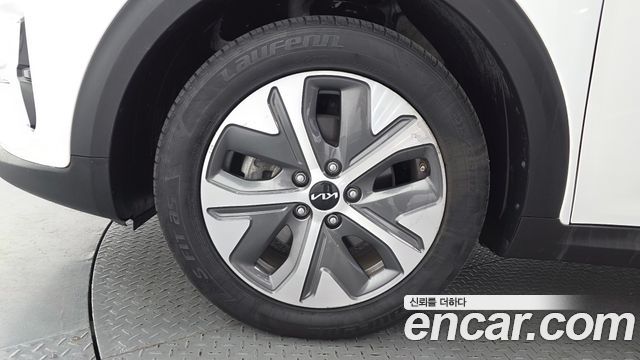 Kia Niro 2023 — photo 5