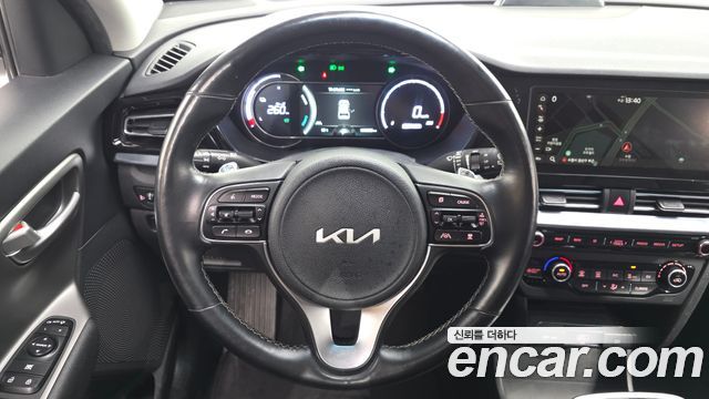Kia Niro 2023 — photo 20