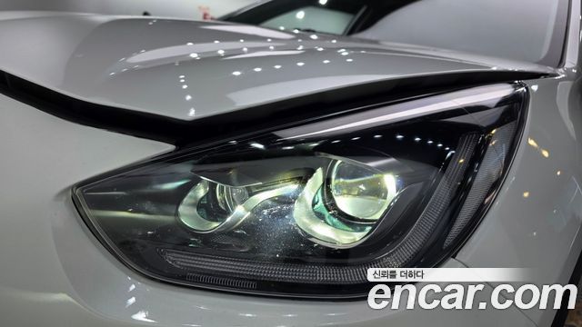 Kia Niro 2023 — photo 8