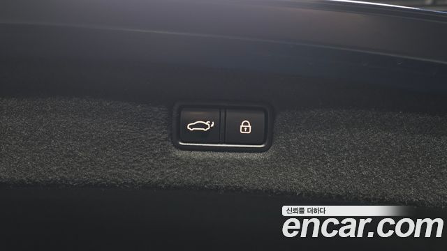 Genesis G90 2021 — photo 28