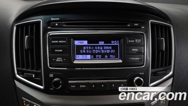 Hyundai Starex 2017 — photo 22