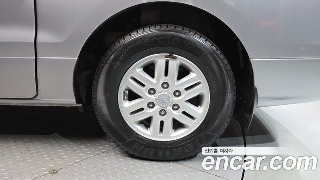 Hyundai Starex 2017 — photo 7