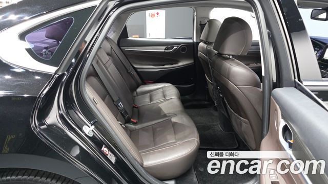 Hyundai Grandeur 2018 — photo 18