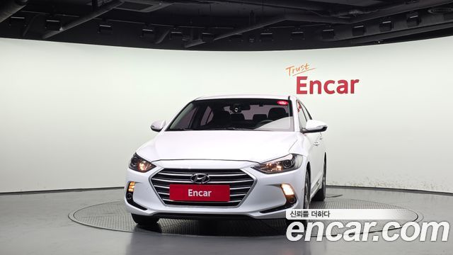 Hyundai AVANTE 2017 — photo 3