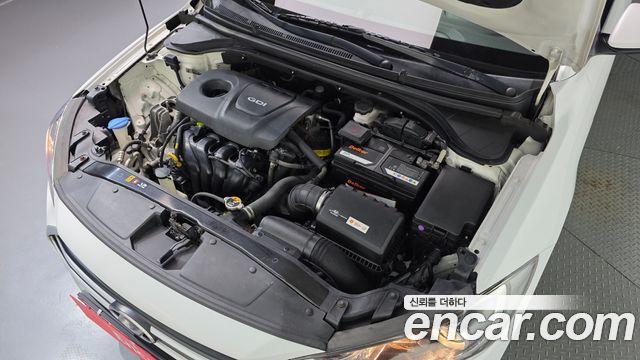 Hyundai AVANTE 2017 — photo 6