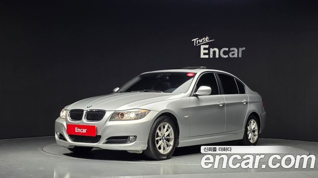 BMW 3-Series 2011 — photo 1