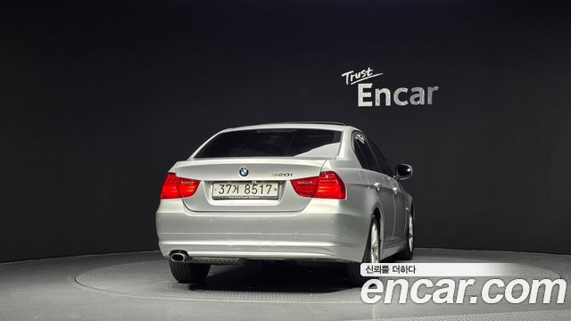 BMW 3-Series 2011 — photo 4