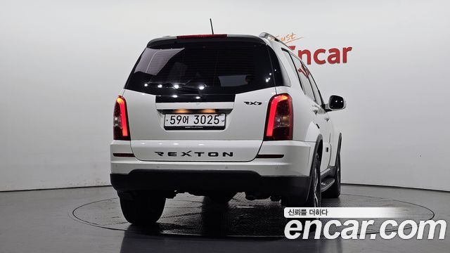 KG Mobility Rexton 2015 — photo 4
