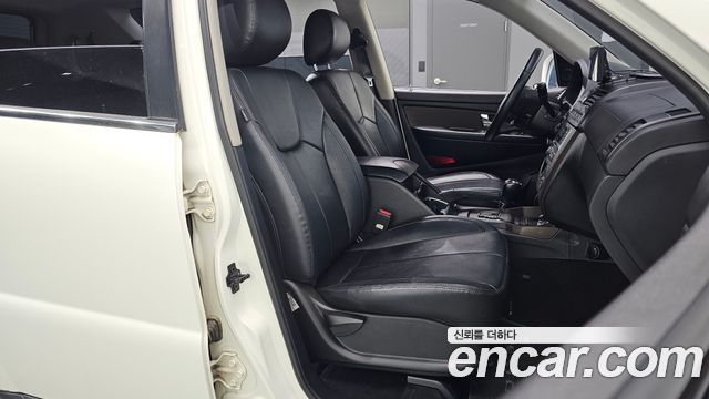 KG Mobility Rexton 2015 — photo 12