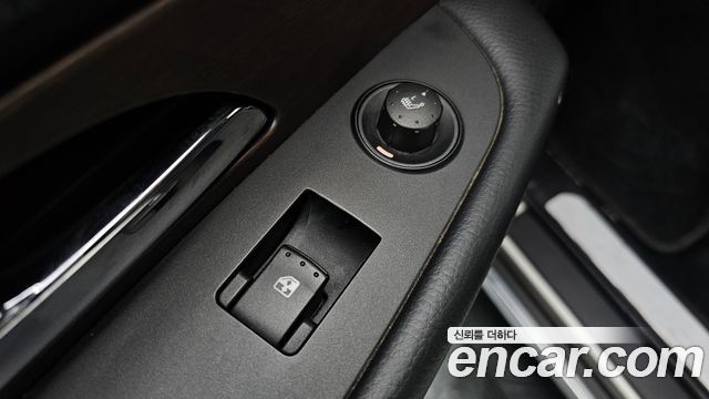 KG Mobility Rexton 2015 — photo 19