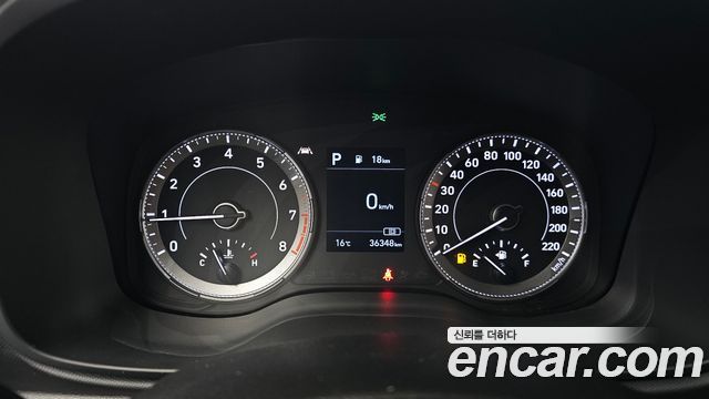 Hyundai Venue 2022 — photo 11
