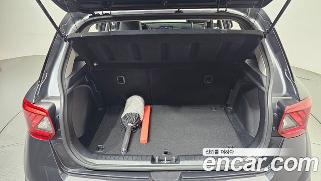 Hyundai Venue 2022 — photo 22