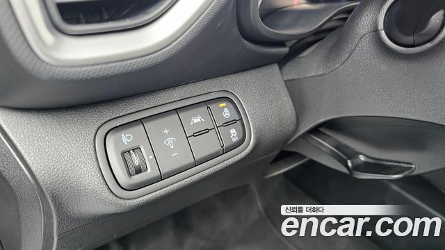 Hyundai Venue 2022 — photo 25