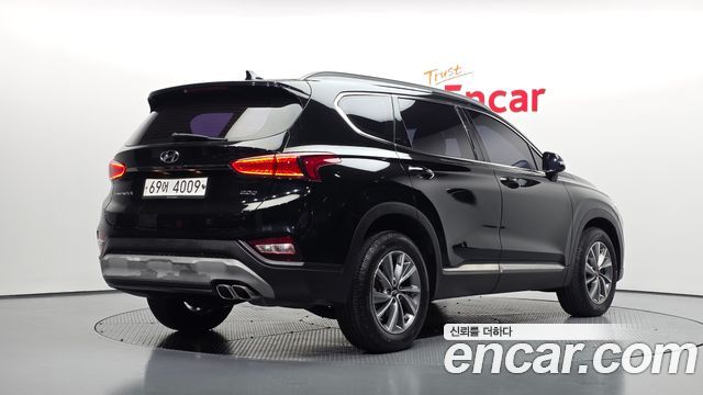 Hyundai Santafe 2019 — photo 2