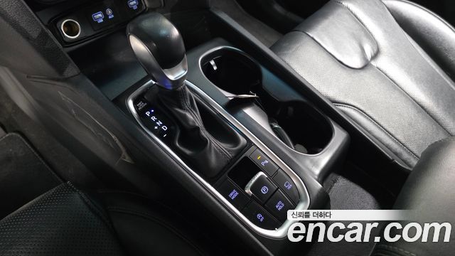 Hyundai Santafe 2019 — photo 9