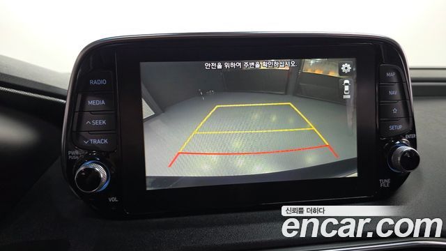 Hyundai Santafe 2019 — photo 16