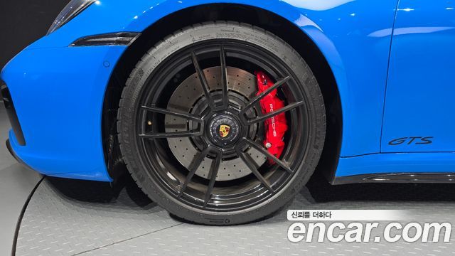 Porsche 911 2022 — photo 5