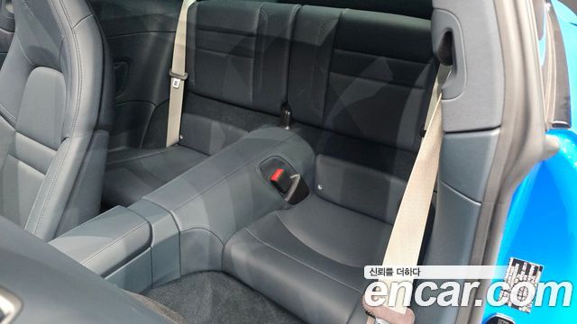 Porsche 911 2022 — photo 16