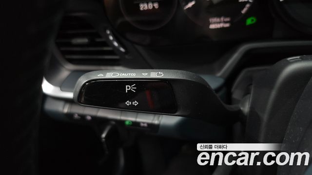 Porsche 911 2022 — photo 30