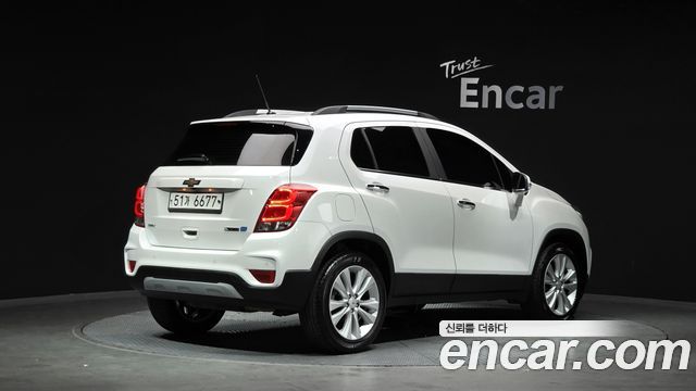 Chevrolet Korea Trax 2018 — photo 2