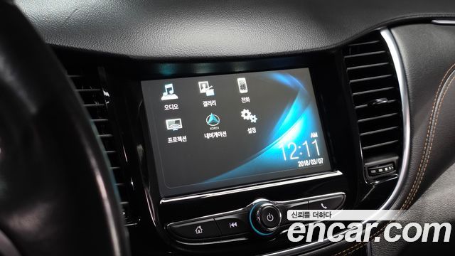 Chevrolet Korea Trax 2018 — photo 14