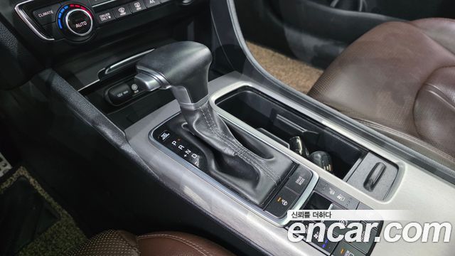 Kia K5 2018 — photo 12