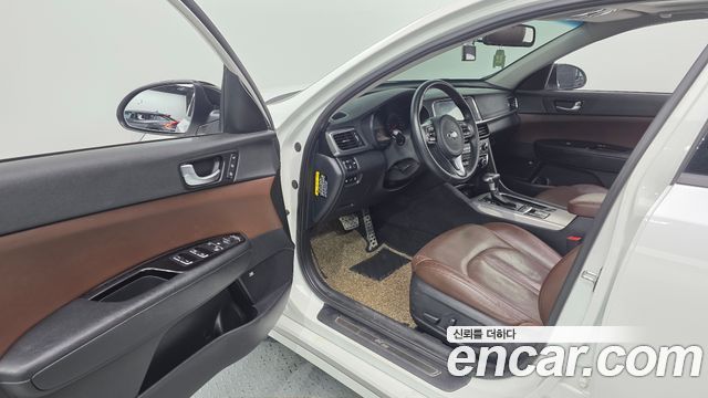 Kia K5 2018 — photo 13