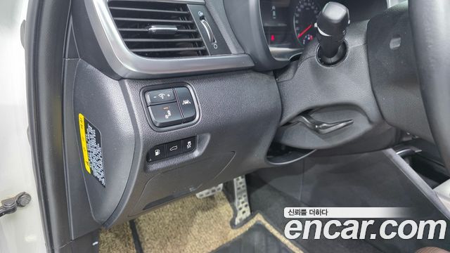 Kia K5 2018 — photo 29
