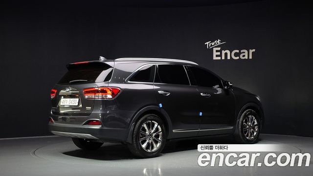 Kia Sorento 2017 — photo 2