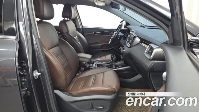 Kia Sorento 2017 — photo 11