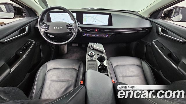 Kia EV6 2023 — photo 10