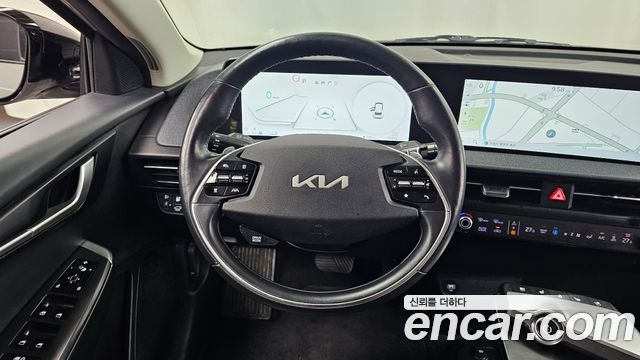Kia EV6 2023 — photo 19