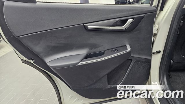 Kia EV6 2023 — photo 15
