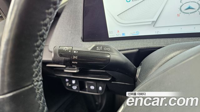 Kia EV6 2023 — photo 29