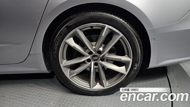 Audi A7 2020 — photo 7